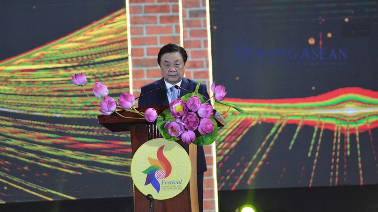 Ảnh t&aacute;c giả