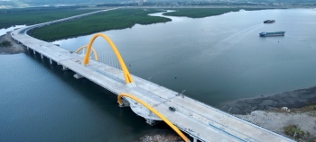 Quảng Ninh nghiên cứu làm đường nối 2 cây cầu tại Hạ Long