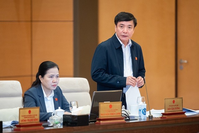 Tổng Thư k&yacute; Quốc hội, Chủ nhiệm Văn ph&ograve;ng Quốc hội B&ugrave;i Văn Cường.