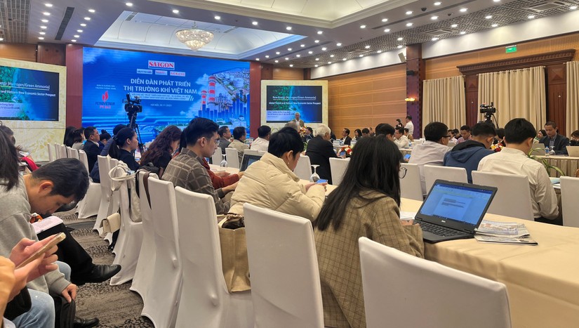 To&agrave;n cảnh diễn đ&agrave;n. Ảnh: Thu Thảo.