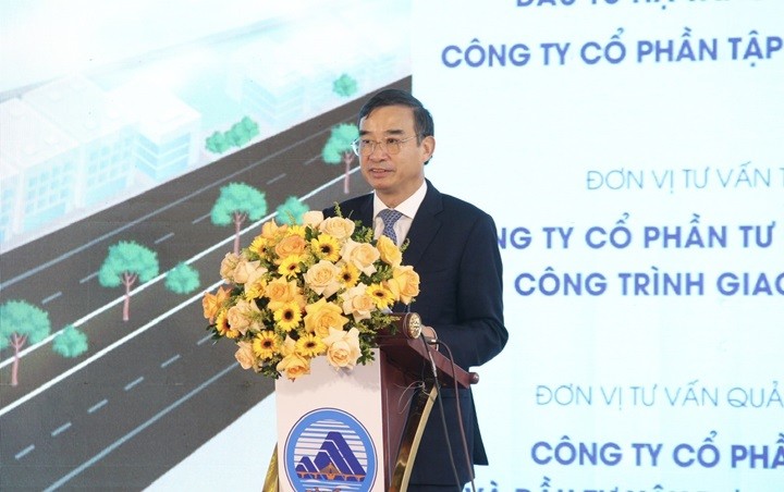 Chủ tịch UBND TP Đ&agrave; Nẵng L&ecirc; Trung Chinh ph&aacute;t biểu tại buổi lễ. Nguồn: Cổng th&ocirc;ng tin điện tử UBND TP Đ&agrave; Nẵng.