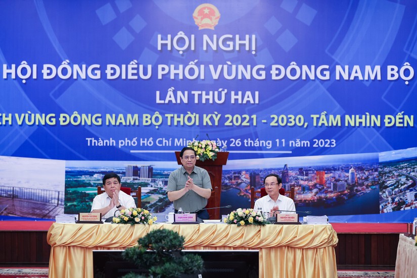 Chiều 26/11, tại TPHCM, Thủ tướng Phạm Minh Ch&iacute;nh, Chủ tịch Hội đồng điều phối v&ugrave;ng Đ&ocirc;ng Nam Bộ chủ tr&igrave; Hội nghị lần thứ 2 của Hội đồng - Ảnh: VGP