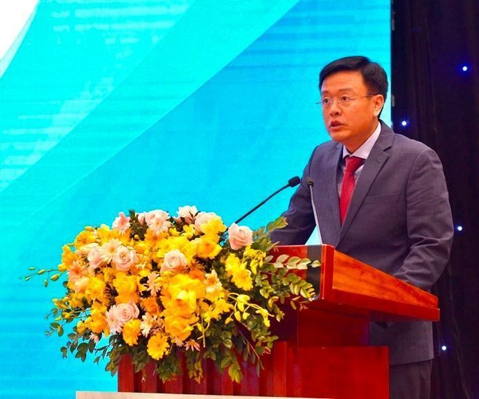 Ảnh t&aacute;c giả