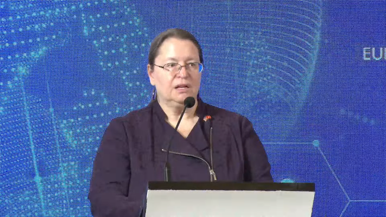 Ảnh t&aacute;c giả