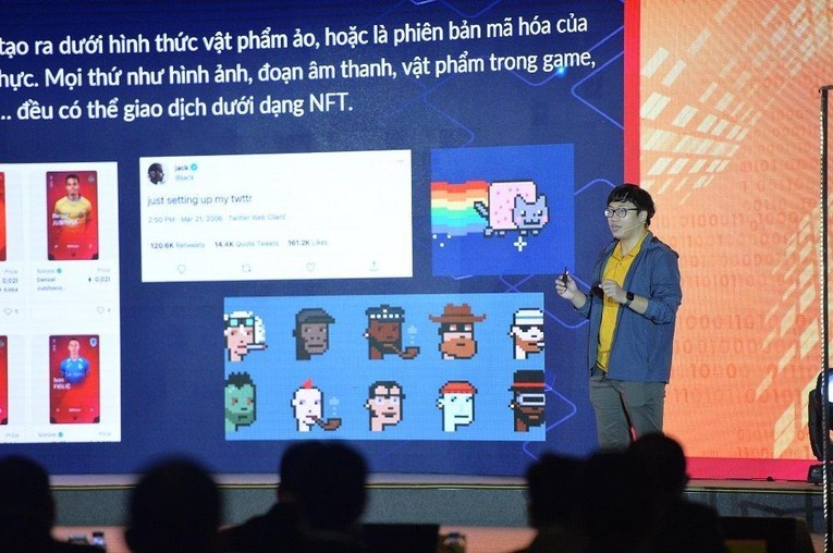 CEO Nguyễn Th&agrave;nh Trung tại Diễn đ&agrave;n Quốc gia Doanh nghiệp C&ocirc;ng nghệ số ng&agrave;y 11/12. Ảnh: VnExpress