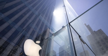 Không muốn phụ thuộc, Apple tự thiết kế chip không dây cho iPhone