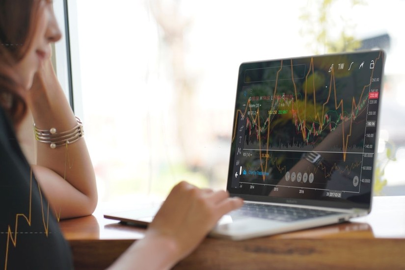 Kết th&uacute;c phi&ecirc;n 30/12, VN-Index chỉ tăng nhẹ 0,15 điểm