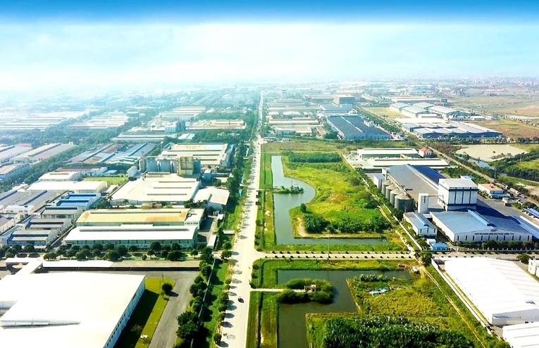 Trong 11 th&aacute;ng đầu năm 2022, Ban Quản l&yacute; c&aacute;c Khu c&ocirc;ng nghiệp tỉnh Hưng Y&ecirc;n đ&atilde; cấp Giấy chứng nhận đăng k&yacute; đầu tư đối với 33 dự &aacute;n, điều chỉnh tăng vốn cho 50 dự &aacute;n.