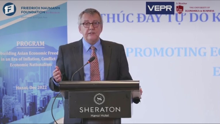 3 ch&acirc;n kiềng th&uacute;c đẩy tự do kinh doanh ảnh 1