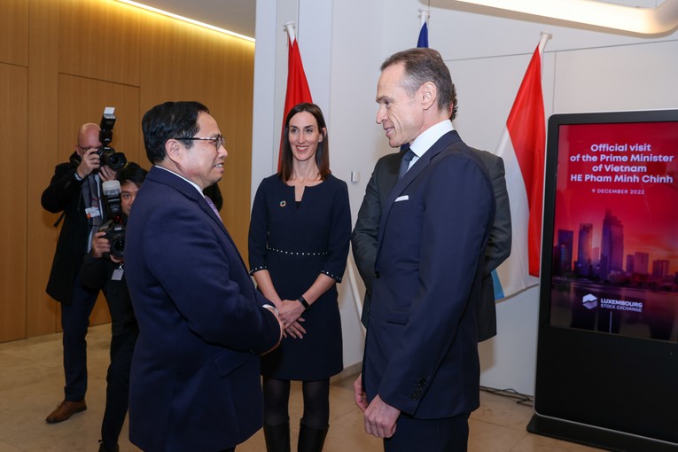 Thủ tướng cho biết Việt Nam mong muốn th&uacute;c đẩy hợp t&aacute;c với Luxembourg để ph&aacute;t triển thị trường chứng kho&aacute;n Việt Nam từ thị trường cận bi&ecirc;n trở th&agrave;nh thị trường mới nổi. Ảnh: VGP