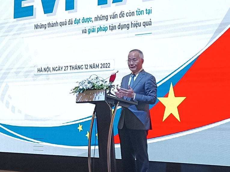 Ảnh t&aacute;c giả