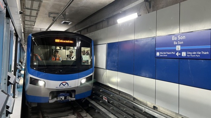 Sau khi ho&agrave;n thiện thi c&ocirc;ng, dự &aacute;n tuyến Metro số 1 Bến Th&agrave;nh - Suối Ti&ecirc;n sẽ đưa v&agrave;o vận h&agrave;nh thương mại bắt đầu từ th&aacute;ng 7/2024.