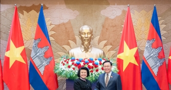 Phát triển hơn nữa tình đoàn kết hữu nghị Việt Nam - Campuchia