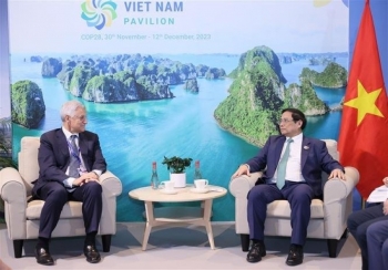 Standard Chartered cam kết tài trợ bền vững cho Việt Nam