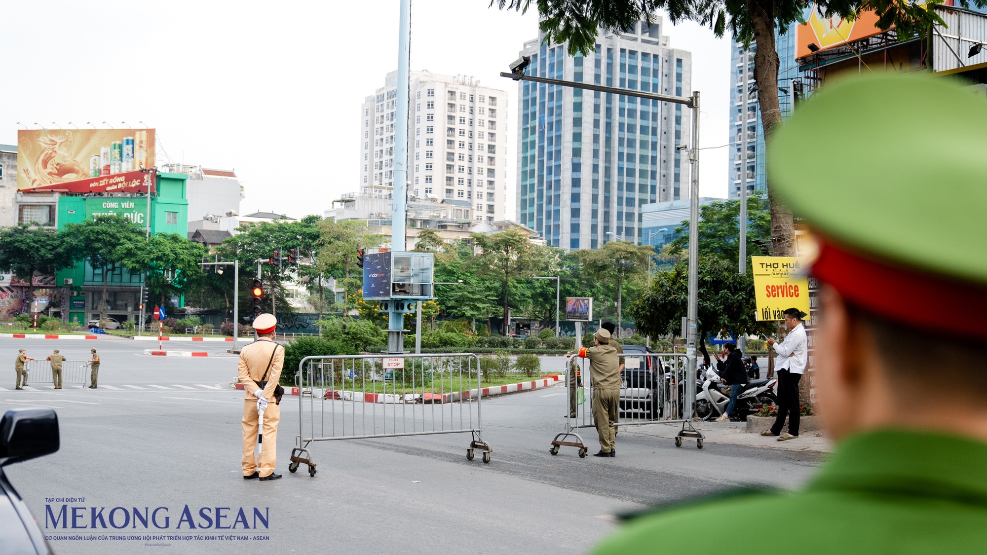 C&ocirc;ng t&aacute;c đảm bảo trật tự an to&agrave;n giao th&ocirc;ng được lực lượng CSGT tại H&agrave; Nội chủ động nắm t&igrave;nh h&igrave;nh địa b&agrave;n, tổ chức ph&acirc;n luồng, hướng dẫn an to&agrave;n tuyệt đối.