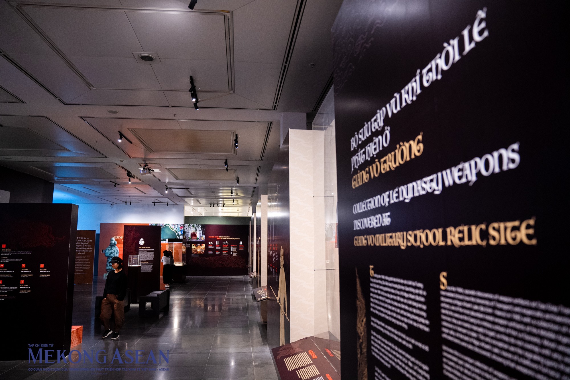 Giảng V&otilde; trường l&agrave; trường v&otilde; bị quốc gia đầu ti&ecirc;n của kinh th&agrave;nh Thăng Long xưa, l&agrave; khu vực luyện tập v&otilde; thuật, giảng dạy binh ph&aacute;p, thao diễn qu&acirc;n sự cao cấp của triều đ&igrave;nh phong kiến. Đ&acirc;y cũng l&agrave; trung t&acirc;m luyện tập, khảo hạch v&agrave; diễn tập qu&acirc;n sự lớn. Nhiều cuộc luyện qu&acirc;n diễn v&otilde; quy m&ocirc; lớn đ&atilde; được tổ chức tại đ&acirc;y.