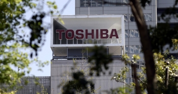 Toshiba hủy niêm yết sau 74 năm