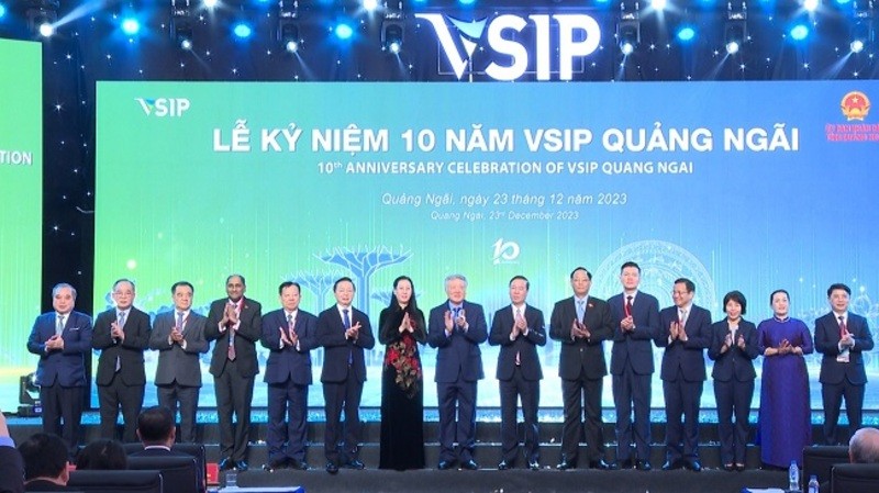 Lễ kỷ niệm 10 năm th&agrave;nh lập khu c&ocirc;ng nghiệp VSIP Quảng Ng&atilde;i. Ảnh: Quangngai.gov.